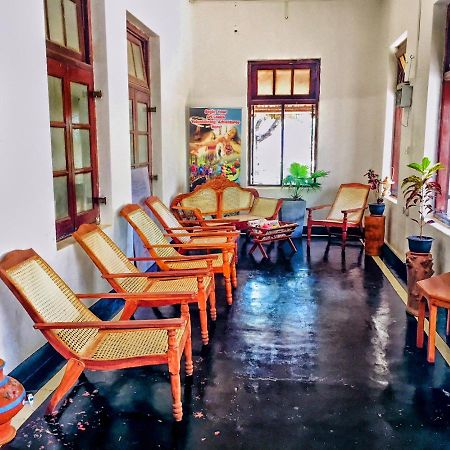 Fig And Gecko Hostel Anurâdhapura Extérieur photo